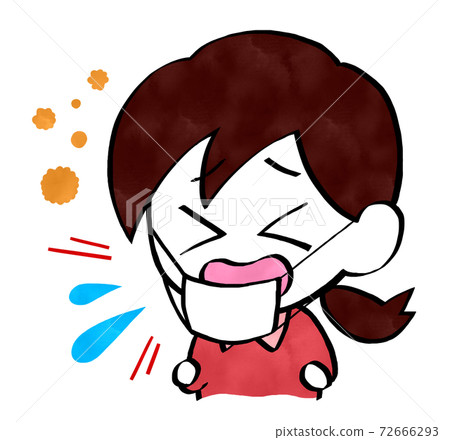 A woman who sneezes with a mask on because of hay fever 72666293