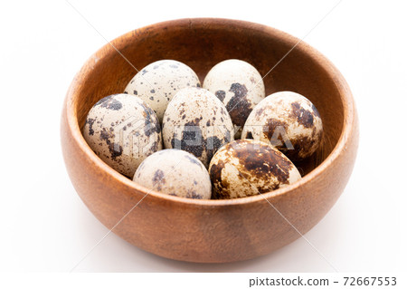 Quail eggs 72667553