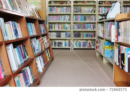 Library / library image Library / library image 72668573