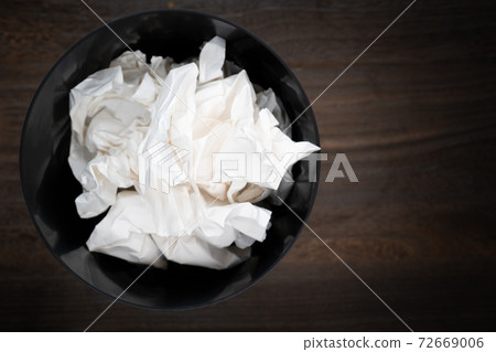 Garbage can 72669006