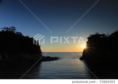 高ha市風景在日出時高田奧巴馬海岸 72669263