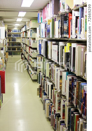 Library / library image 72669299