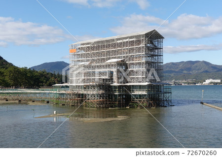 Itsukushima Shrine Otorii under repair Itsukushima Shrine Otorii under repair 72670260