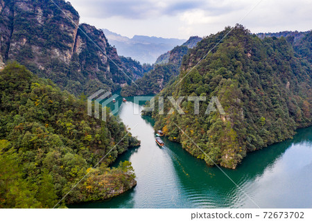 Beautiful scenery of Baofeng lake and mountain in China 72673702