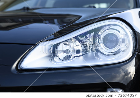 汽車大燈（拋光後） 72674057