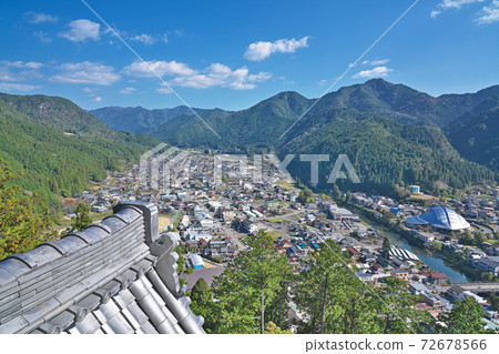 [Overlooking Ono City from Gujo Hachiman Castle] Yanagimachi, Hachimancho, Gujo City, Gifu Prefecture 72678566