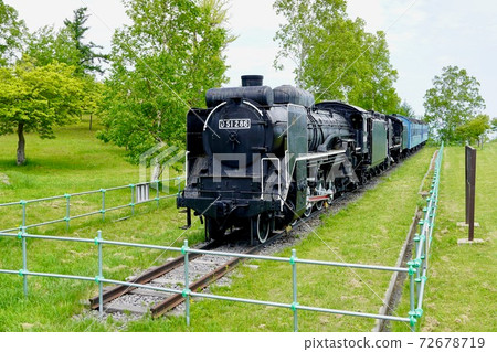 Mounashi Pass途中的蒸汽機車防腐車 Mounashi Pass途中的蒸汽機車防腐車 72678719