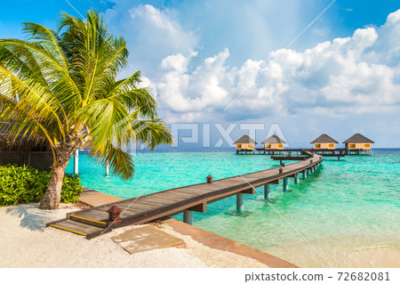 Water Villas (Bungalows) in the Maldives 72682081