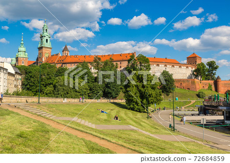 Wawel royal castle in Krakow 72684859