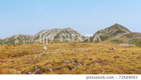 秋葉和立山 72689085