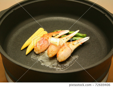 Snow crab crab crab pre-cut grilled crab butter grilled 72689406