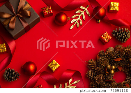 Red Christmas decoration 72691118