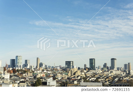 從東京天際線下北澤望向市中心 72691155