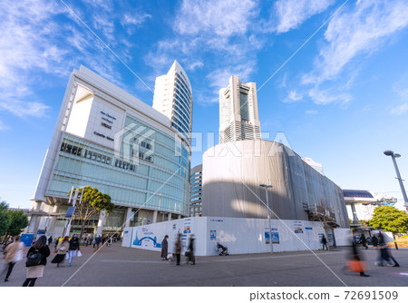 Yokohama cityscape in Japan, overlooking Yokohama Air Cabin under construction in front of Sakuragicho station Yokohama cityscape in Japan, overlooking Yokohama Air Cabin under construction in front of Sakuragicho station 72691509
