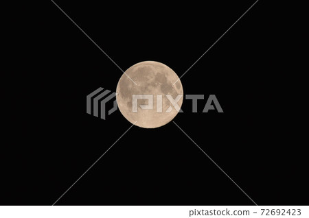 Full moon (Tokyo, Tachikawa City / June 10, 2017 0:29) Full moon (Tokyo, Tachikawa City / June 10, 2017 0:29) 72692423