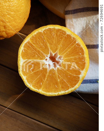 Fresh organic natural fruits Jeju Hallabong, citrus fruits Fresh organic natural fruits Jeju Hallabong, citrus fruits 72694691