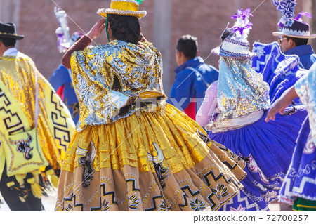 Peruvian dance Peruvian dance 72700257