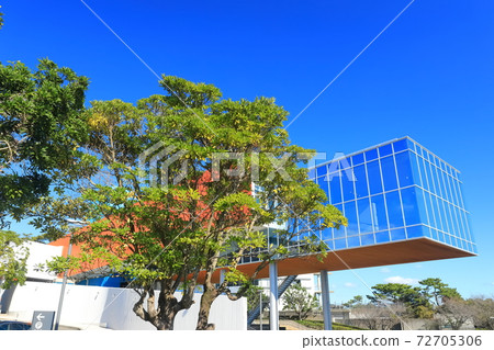[Kochi Prefecture] Ryoma Sakamoto Memorial Hall under clear skies 72705306