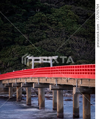 大島上的明橋 大島上的明橋 72705764