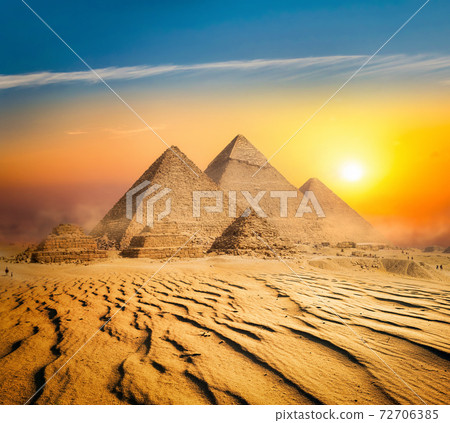 Pyramids in sand desert 72706385