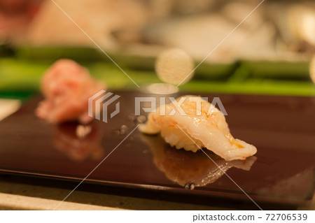 Sushi sushi 72706539