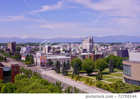 從城市某處看的帶廣市容 72708144