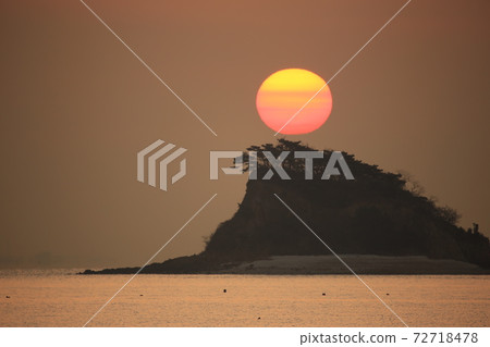 Incheon Metropolitan City, Yeongjongdo, Geojampo, Fishing Village, Sunrise 72718478