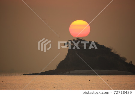 Incheon Metropolitan City, Yeongjongdo, Geojampo, Fishing Village, Sunrise 72718489
