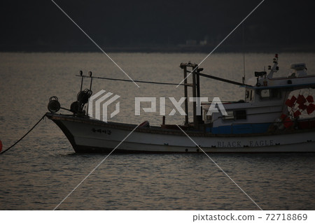 Incheon Metropolitan City. Yeongjong Island. Geojampo. Sunrise. Fishing Village 72718869