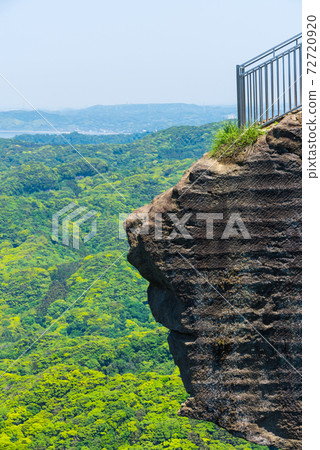 Jigoku Nozoki (Kyonan Town, Awa District, Chiba Prefecture) May 72720920