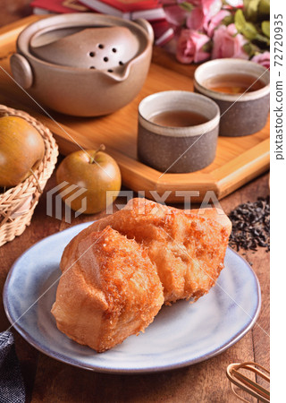 Shuangbaotai, Horse Hooves 72720935