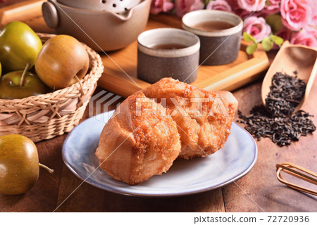 Shuangbaotai, Horse Hooves 72720936