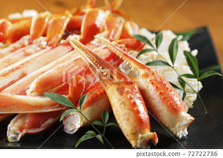 Further served snow crab Further served snow crab 72722786