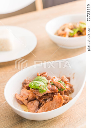Stir Fried Pork with Shrimp Paste Stir Fried Pork with Shrimp Paste 72723559