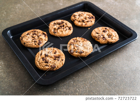 cookies with dark chocolate chips cookies with dark chocolate chips 72723722