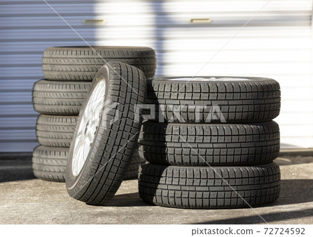Tire Tire 72724592