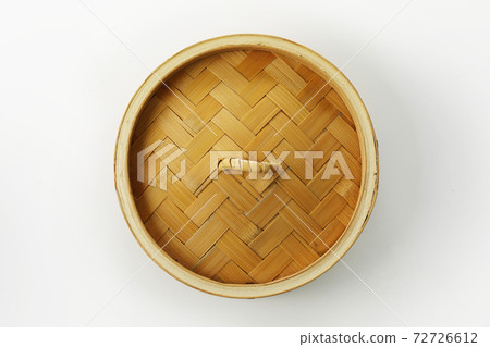 因為它被放置在白色背景上 72726612