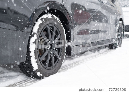studless tire 72729808