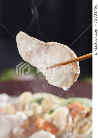 Fugu hot pot 72731450