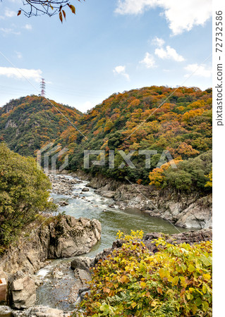 Scenery from the former Fukuchiyama Line abandoned hiking course between Namaze and Takedao in Hyogo Prefecture in November 72732586