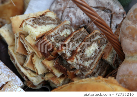 Walnut rolls Walnut rolls 72735210