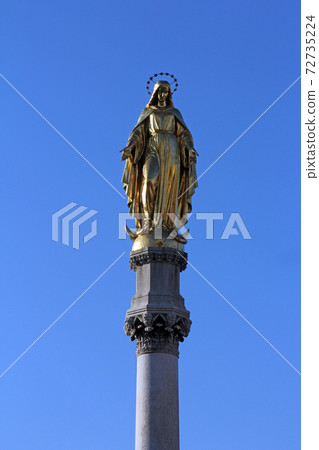 Golden statue of Virgin Mary, Zagreb cathedral Golden statue of Virgin Mary, Zagreb cathedral 72735224