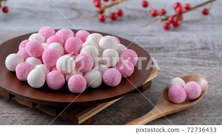 Yuen winter solstice yuan evening yuan evening red crimson white powder color Tang yuan yuanxiao 72736433