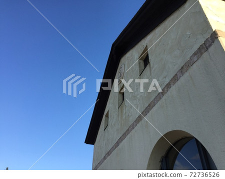 Rokko Sanjo and buildings surrounded by fine weather 72736526