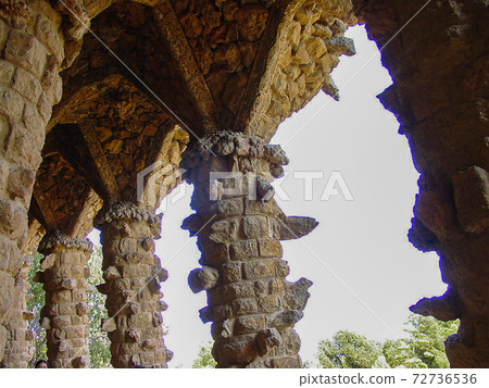Gaudi Guell Park 72736536