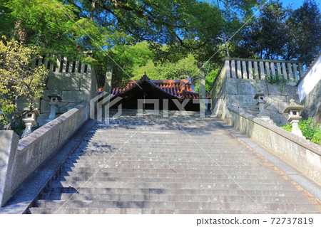 [Hiroshima Prefecture] Stone steps at Misode Tenmangu Shrine in Onomichi 72737819