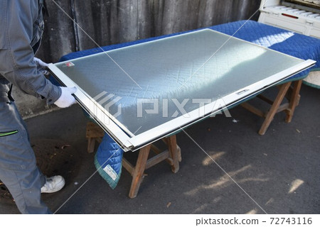 防盜玻璃安裝工作 72743116