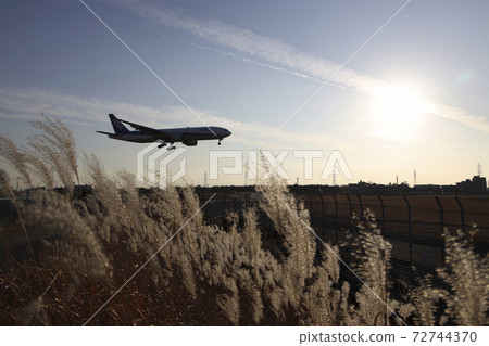 飛機和鈴木 72744370