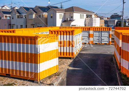 集裝箱行李室 72744702