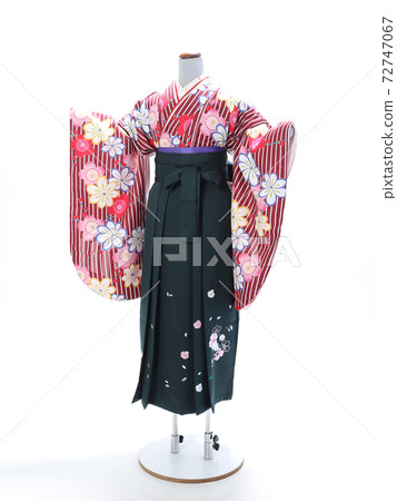 哈卡馬畢業 72747067